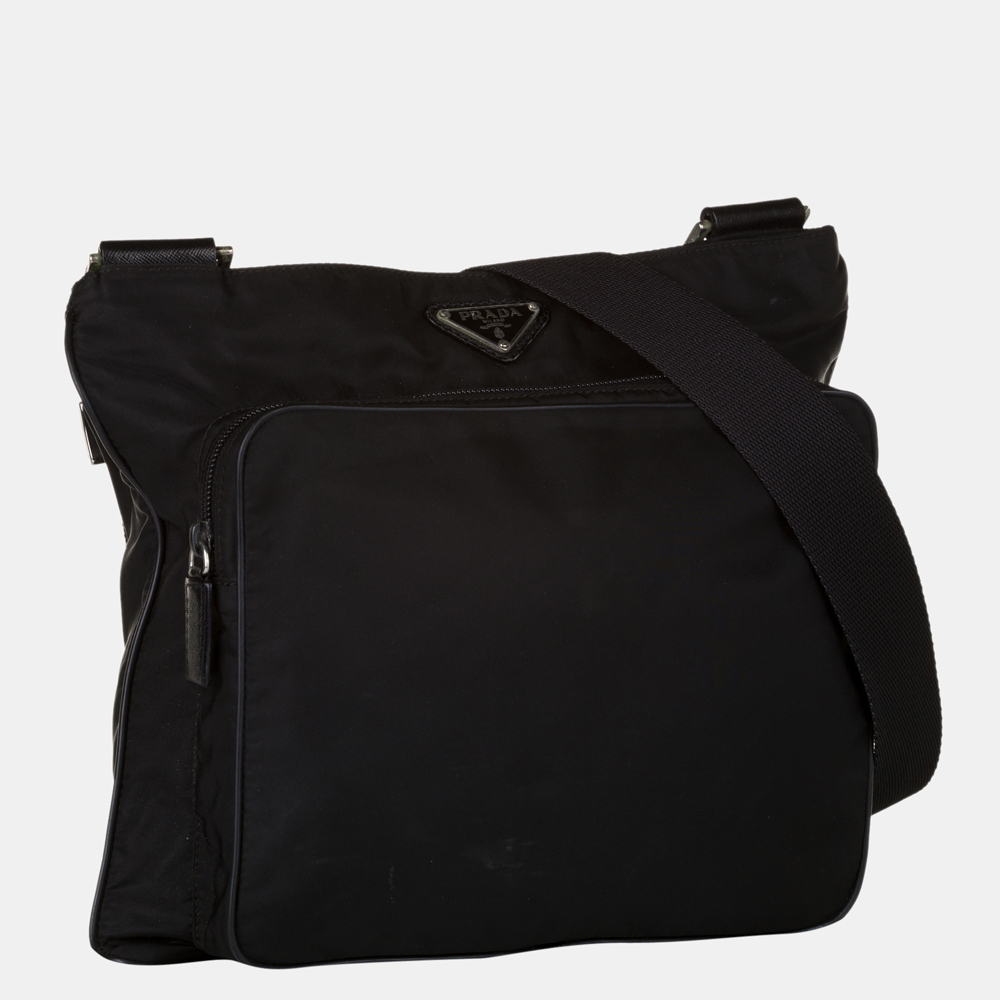 

Prada Black Front Pocket Tessuto Messenger