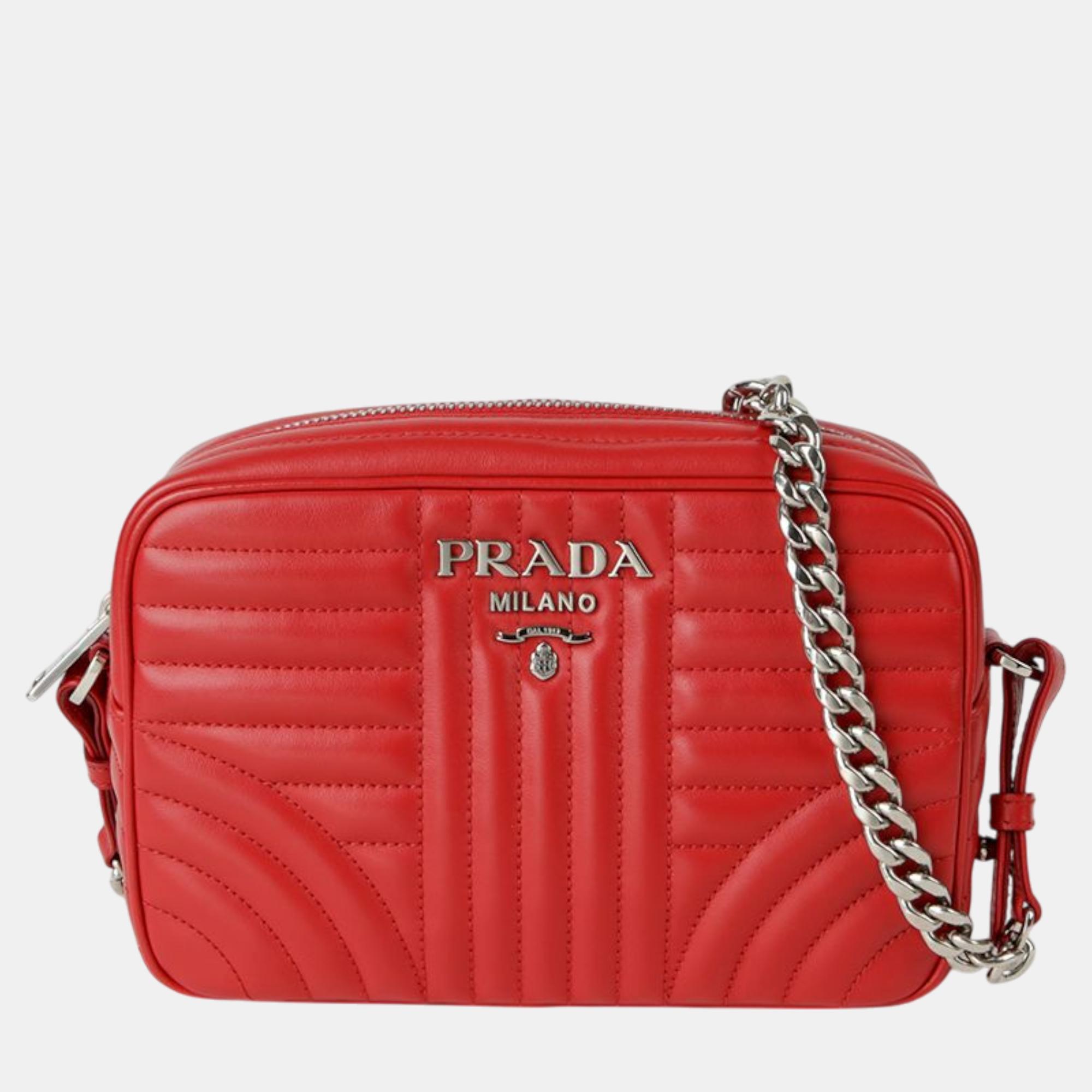 

Prada Diagram Chain Shoulder And Cross Bag, Red