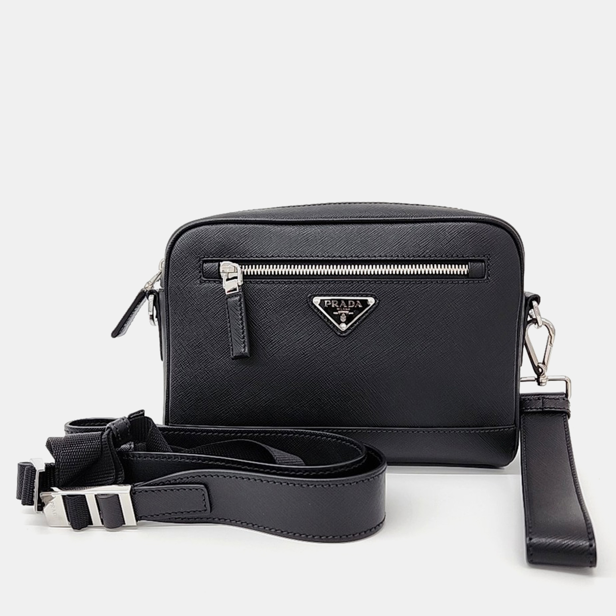 

Prada Black Leather Saffiano crossbody Bag