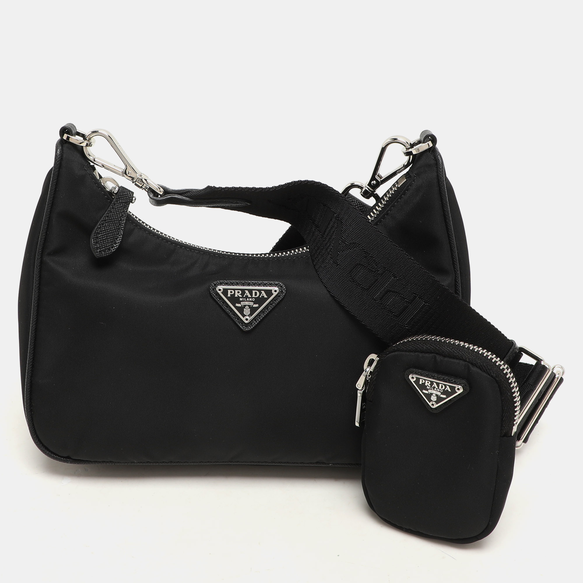 

Prada Black Nylon Re-Edition 2005 Shoulder Bag