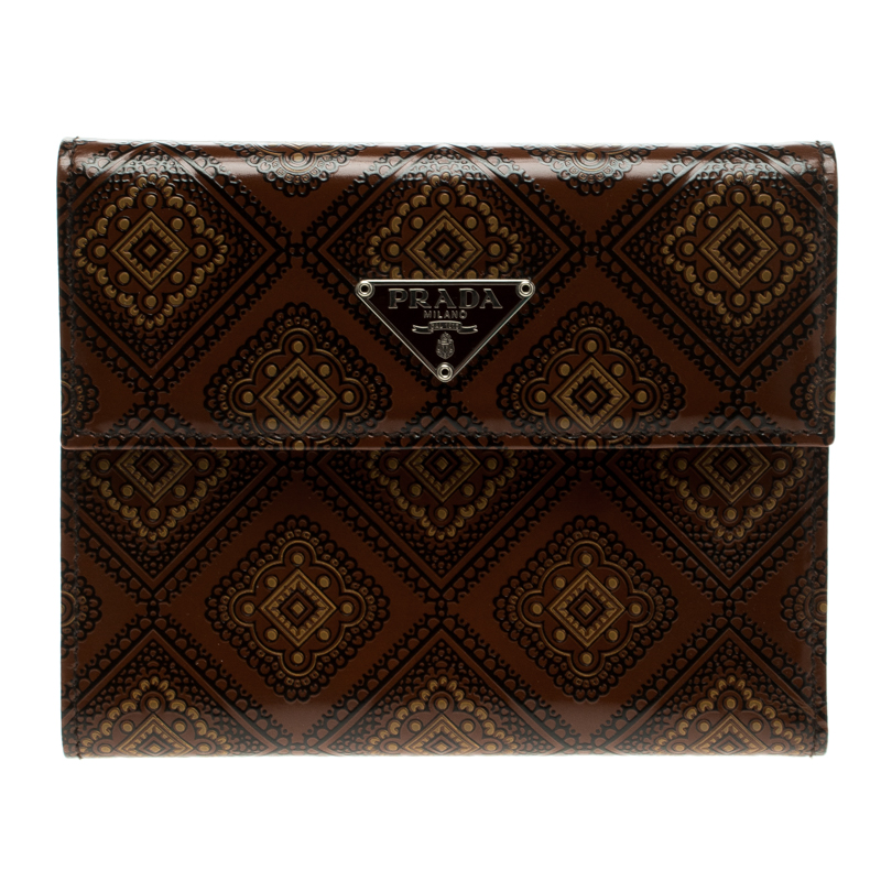 Pre Owned Prada Brown Printed Glossy Leather Compact Wallet