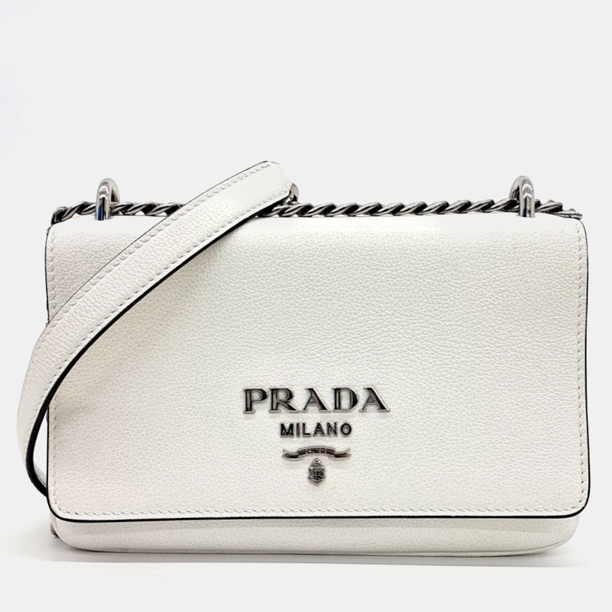 

Prada White Leather Chain Shoulder Bag
