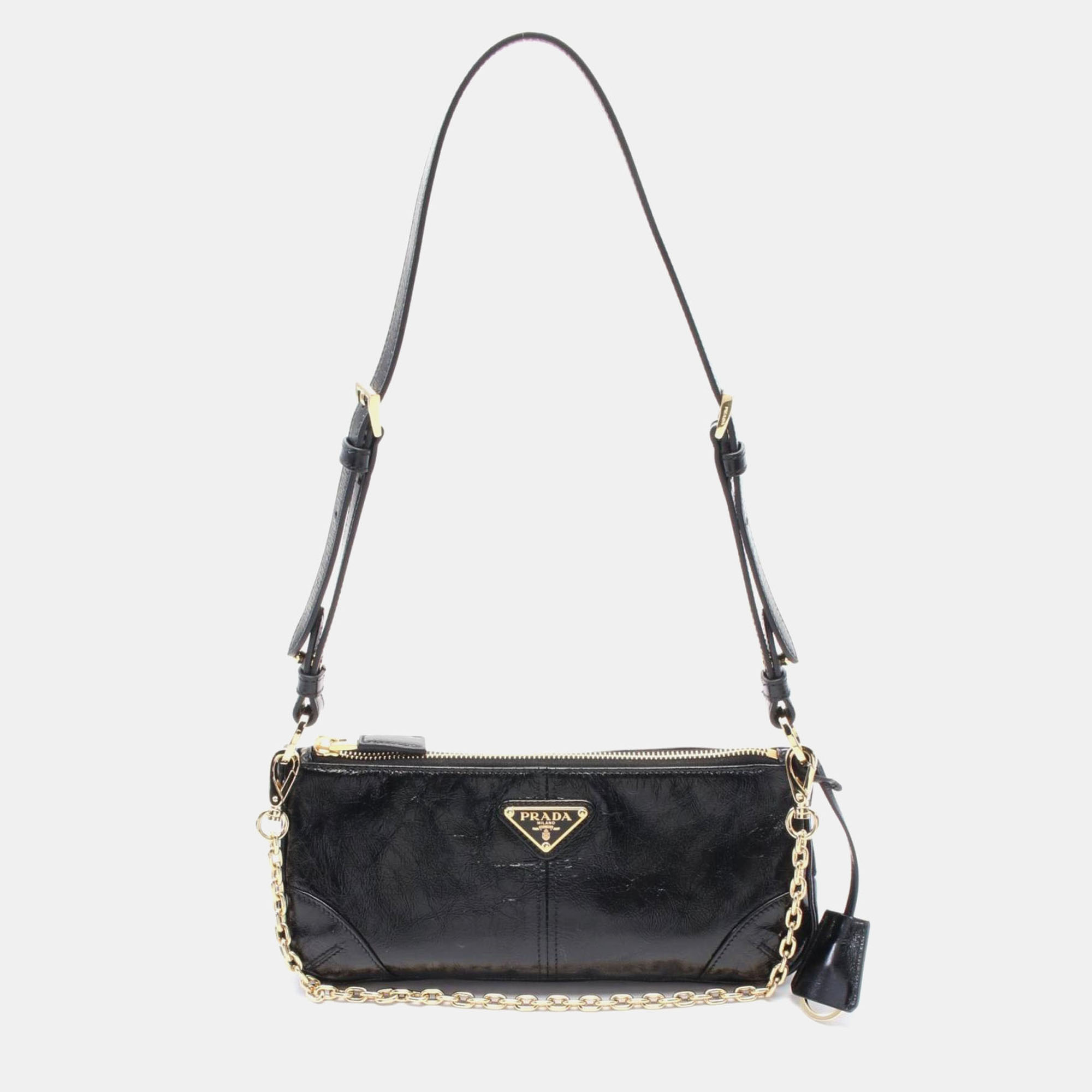 

Prada Re-Edition 2002 Medium Shoulder Bag Leather Black