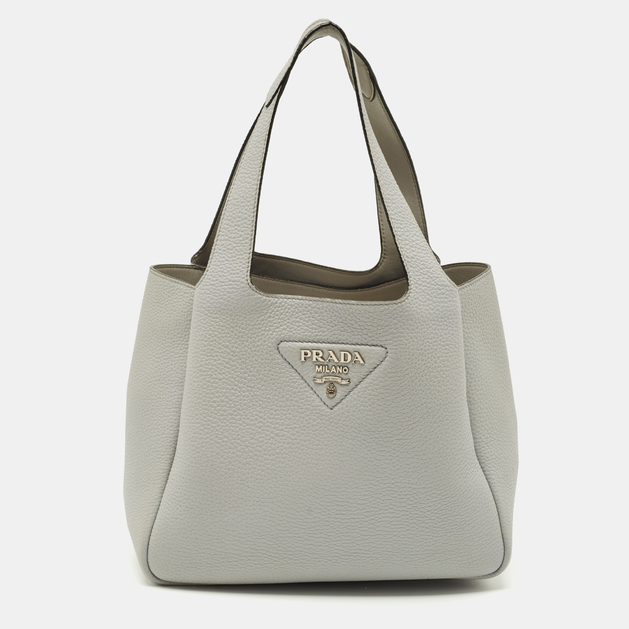 Pre-owned Prada Light Grey Vitello Daino Leather Dynamique Tote In Gray