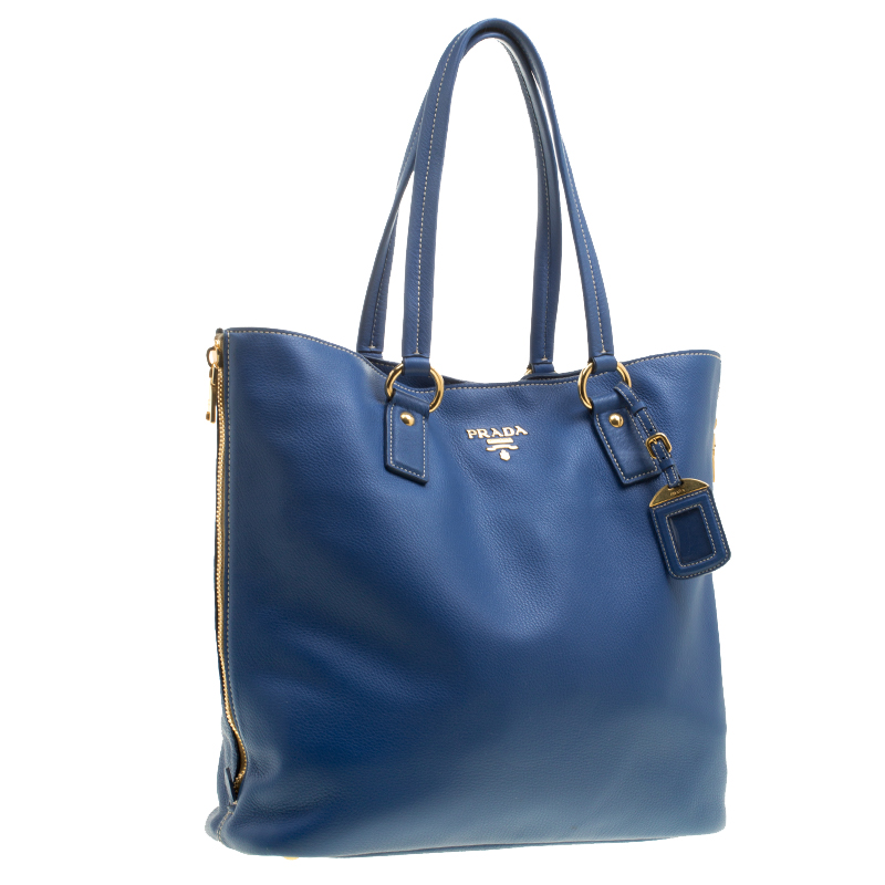PRADA on X: The Prada Galleria Bag in cobalt blue. Discover more at    / X