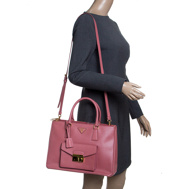 

Prada Pink Saffiano Lux Leather Cargo Pocket Tote