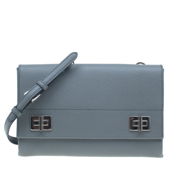 Pre Owned حقيبة برادا جلد سافيانو كير رمادي بقلاب