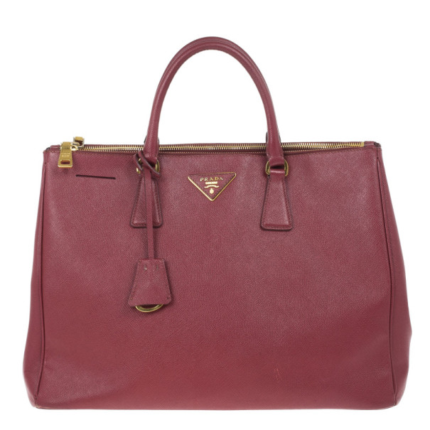 مملوكة مسبقًا Prada Maroon Double Zip Saffiano Lux Tote