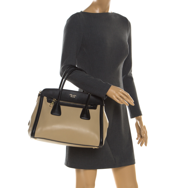 

Prada Beige/Black Leather Double Zip Convertible Tote