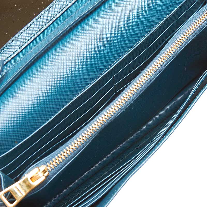 

Prada Blue Saffiano Lux Leather Continental Wallet With Strap