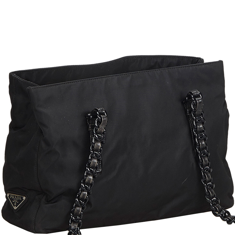 

Celine Black Nylon Chain Shoulder Bag