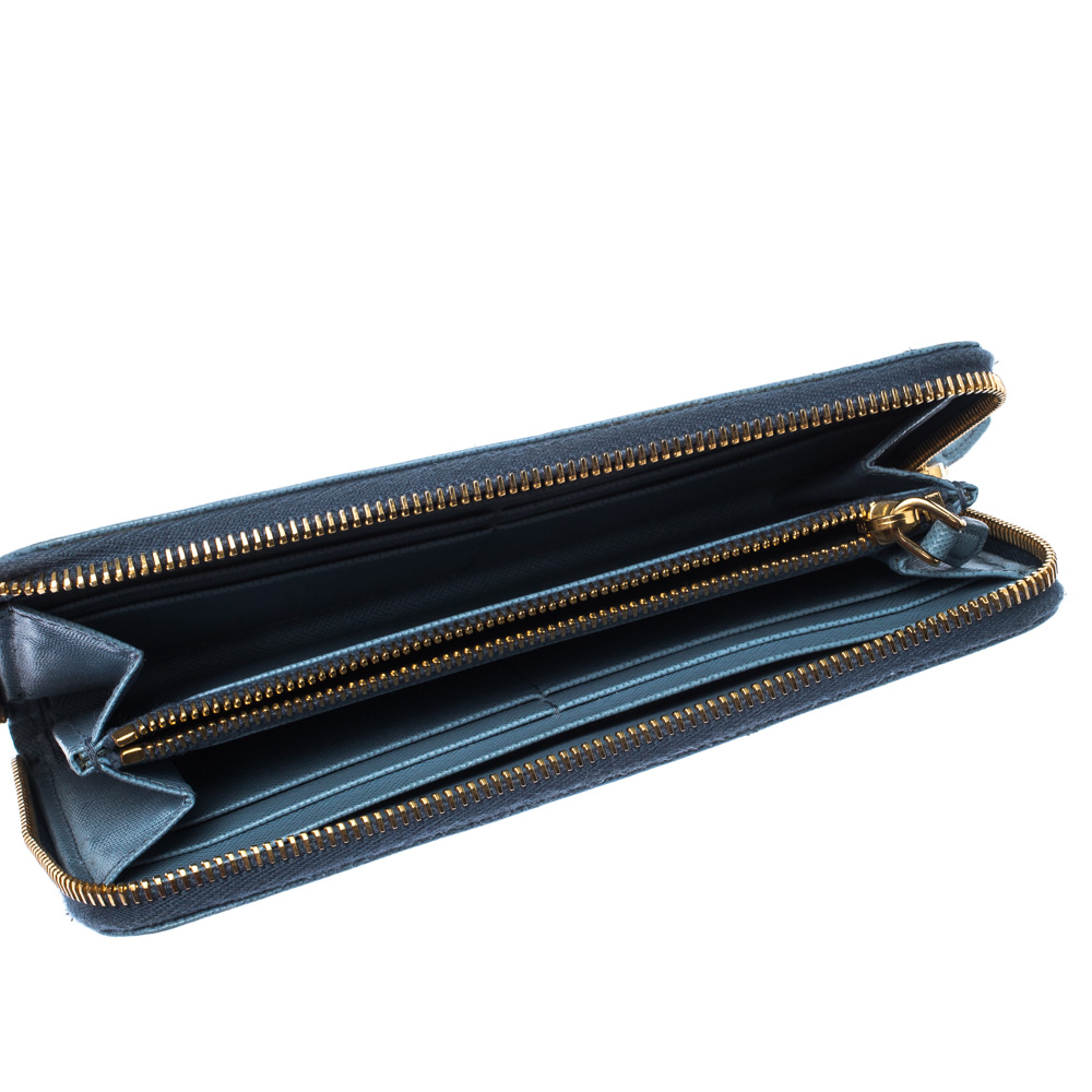 

Prada Powder Blue Saffiano Metal Leather Zip Around Wallet