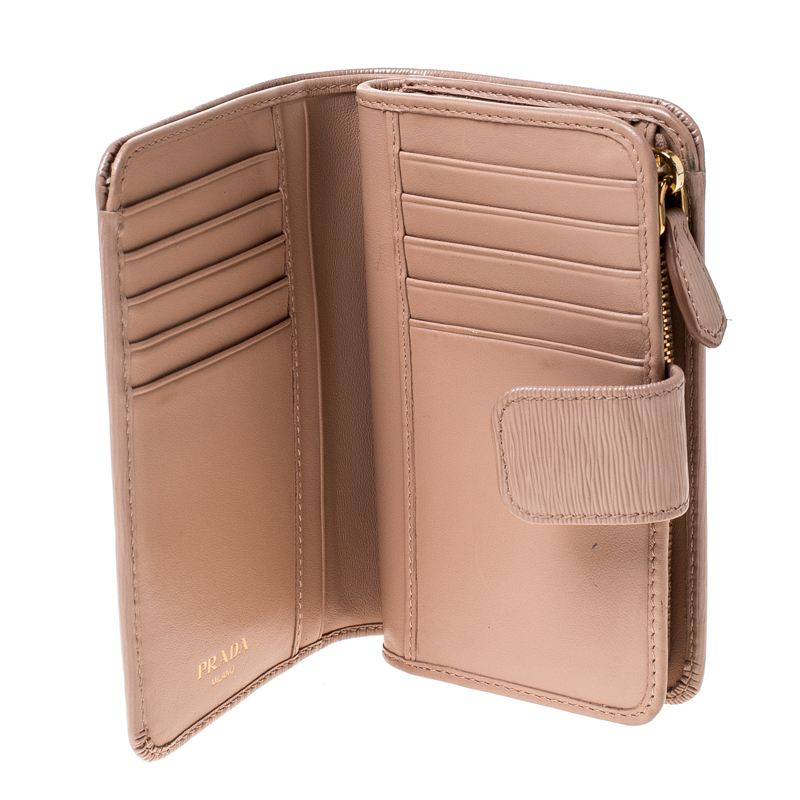 

Prada Beige Leather Compact Wallet