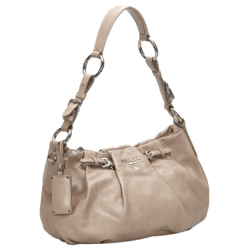 

Prada Beige Leather Baguette