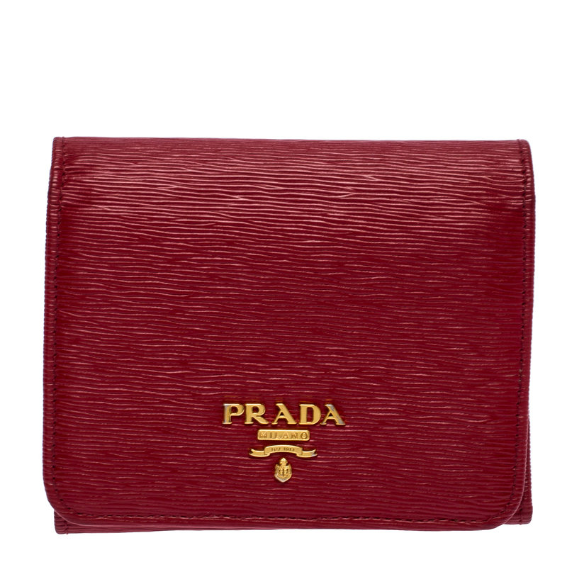 Pre Owned Prada Red Leather Trifold Wallet