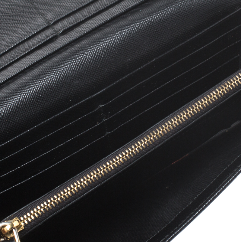 

Prada Black Saffiano Leather Continental Wallet
