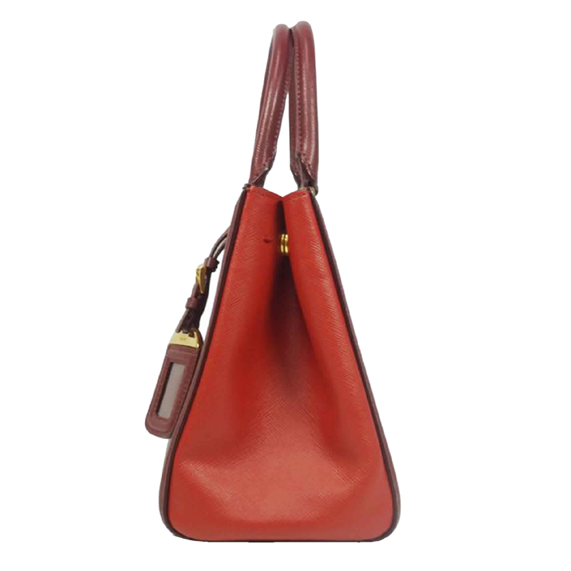 

Prada Red Saffiano Leather Shoulder Bag