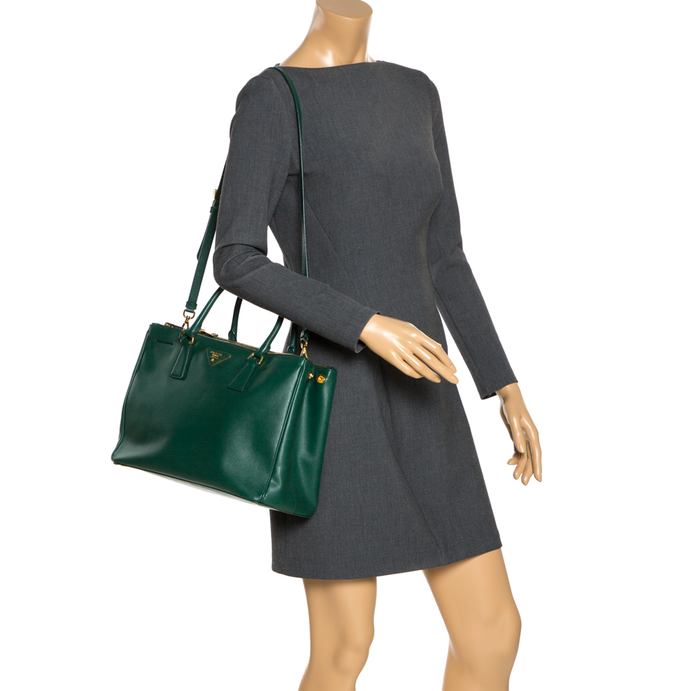 

Prada Green Saffiano Lux Leather Medium Galleria Double Zip Tote