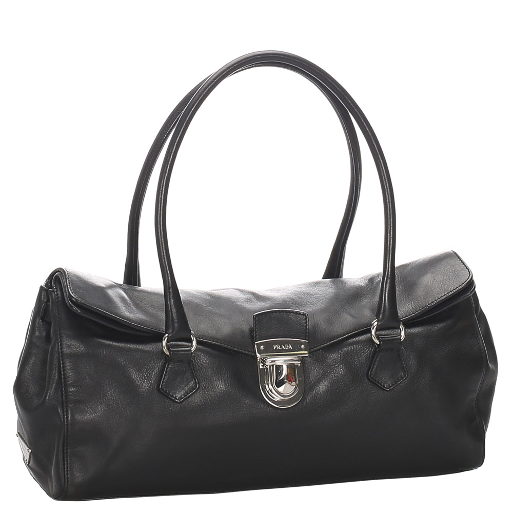 

Prada Black Leather Easy Shoulder Bag