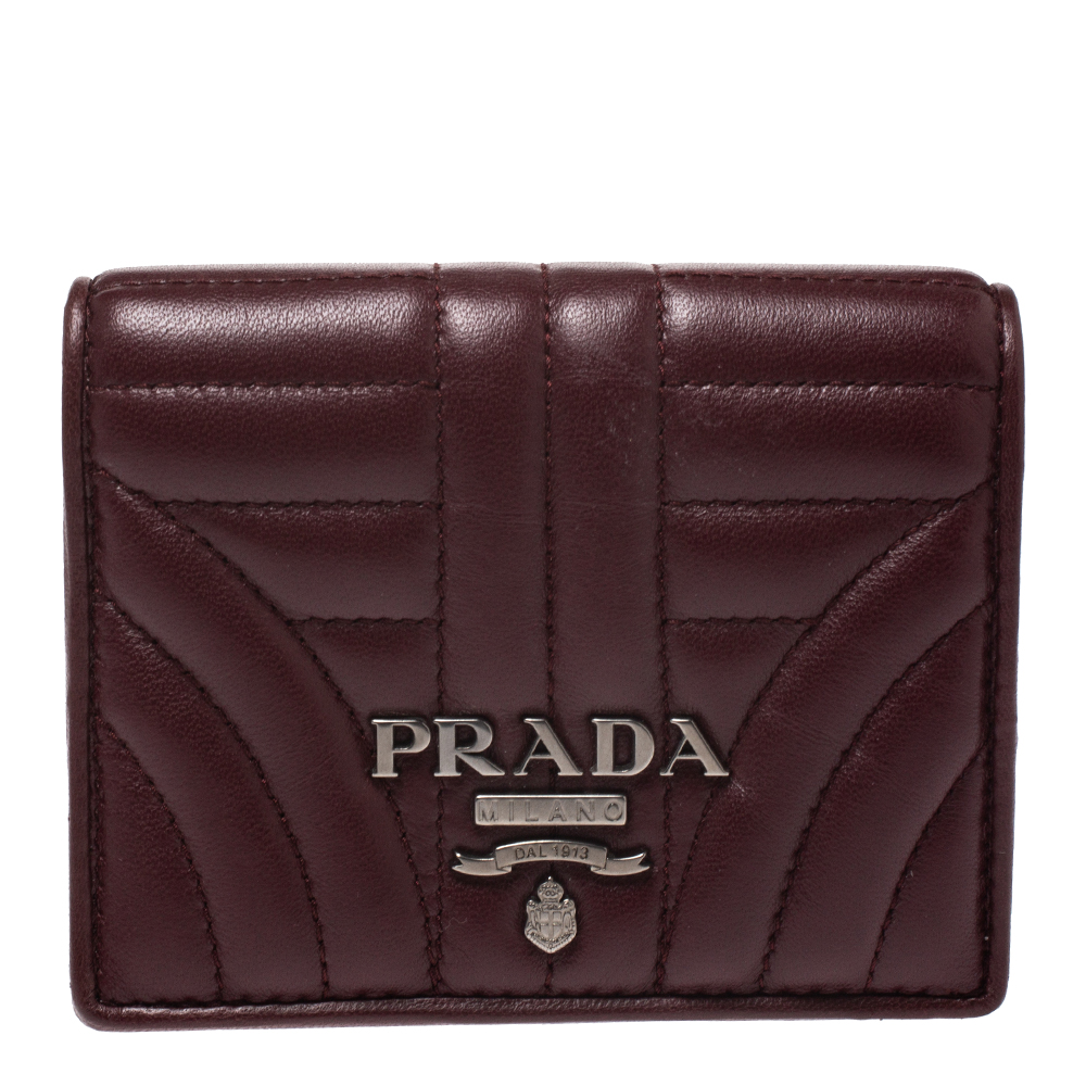 Pre Owned Prada Burgundy Nappa Impunture Leather Bifold Wallet