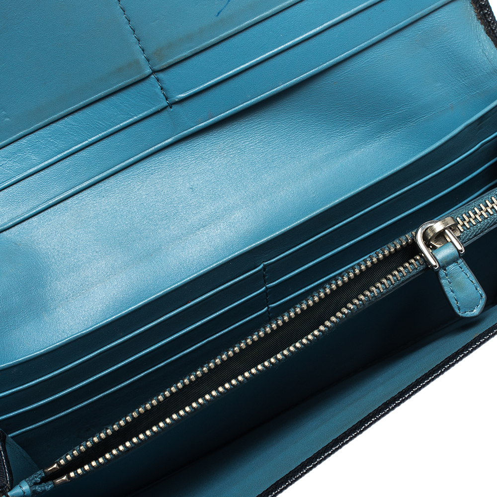 

Prada Navy Blue Saffiano Leather Flap Continental Wallet