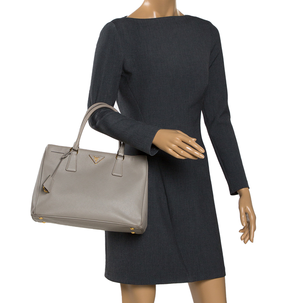 

Prada Grey Saffiano Lux Leather Medium Galleria Tote