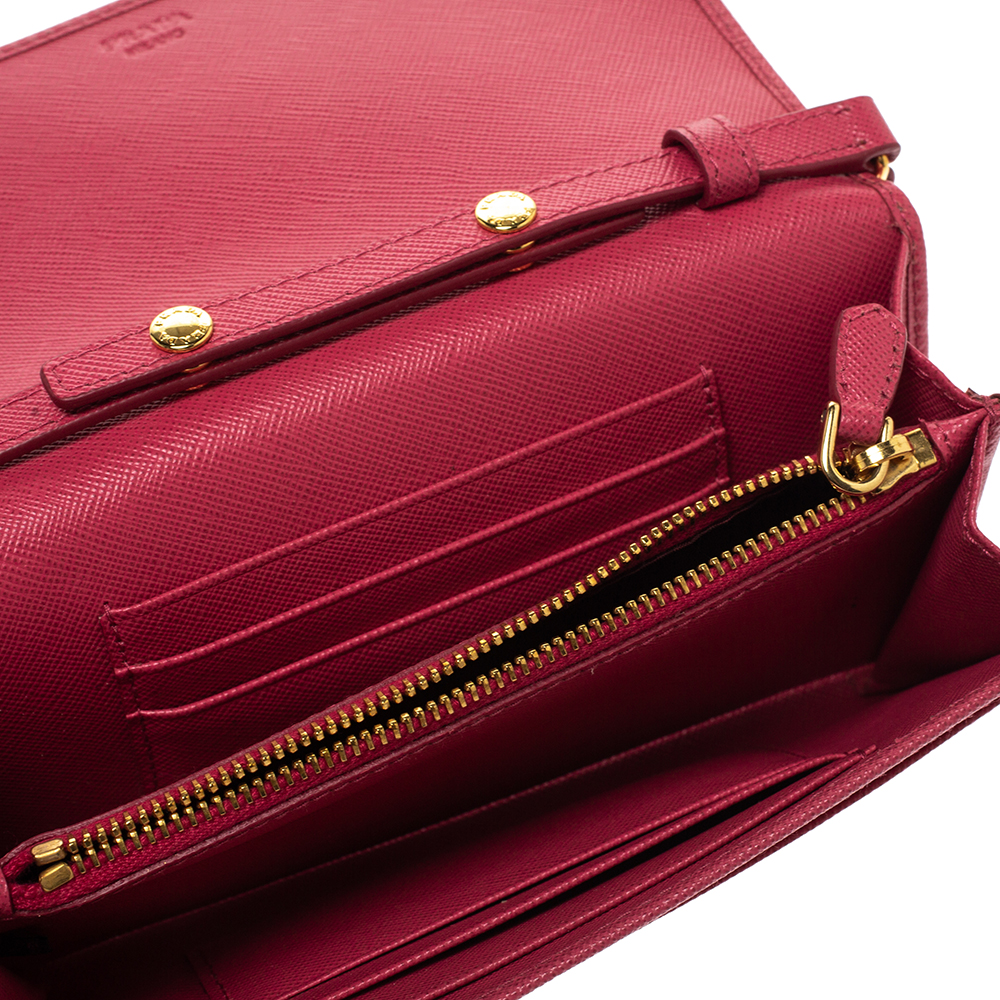 Review: Prada Saffiano Lux Bow Crossbody Bag & Prada Saffiano Bow  Continental Wallet - Elle Blogs