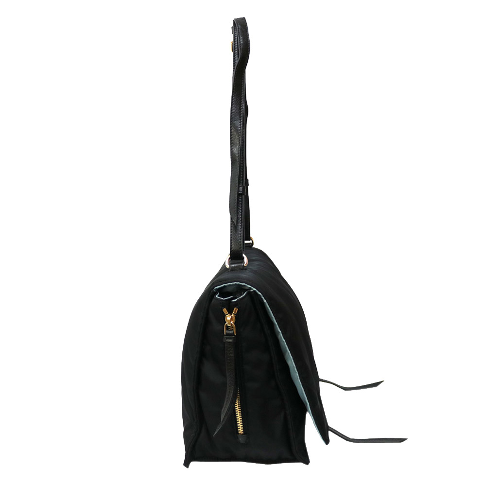 

Prada Black Nylon Etiquette Messenger Bag