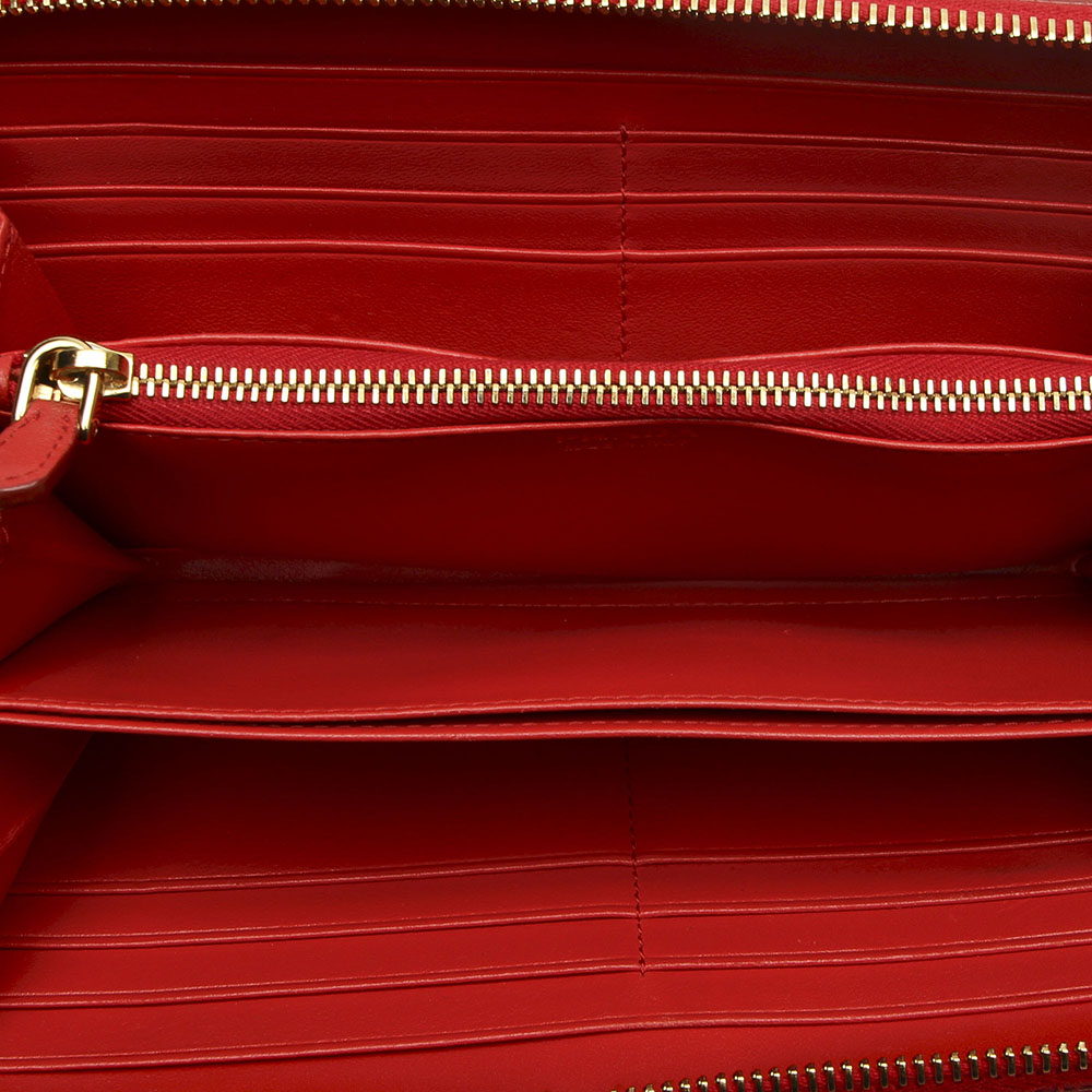 

Prada Red Leather Vitello Move Wallet