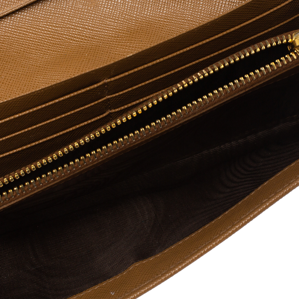 

Prada Beige Saffiano Lux Leather Continental Flap Wallet