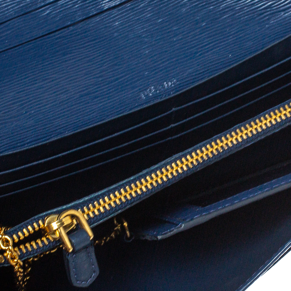 

Prada Blue Vitello Move Leather Continental Wallet