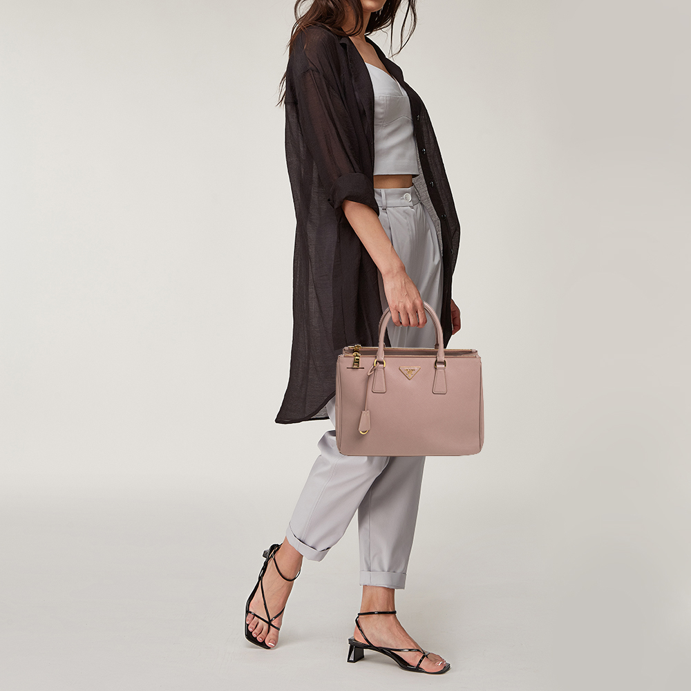 

Prada Pink Saffiano Lux Leather Double Zip Galleria bag