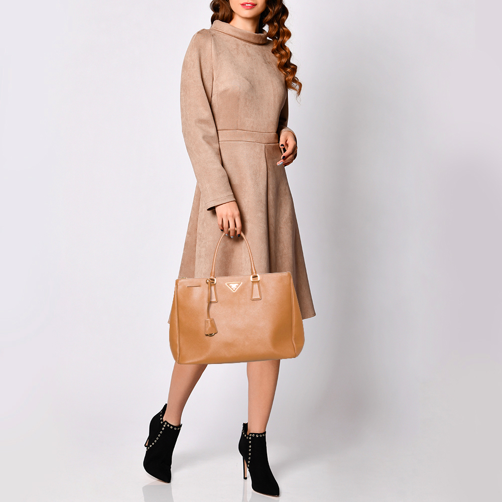 

Prada Brown Saffiano Lux Leather Large Double Zip Tote