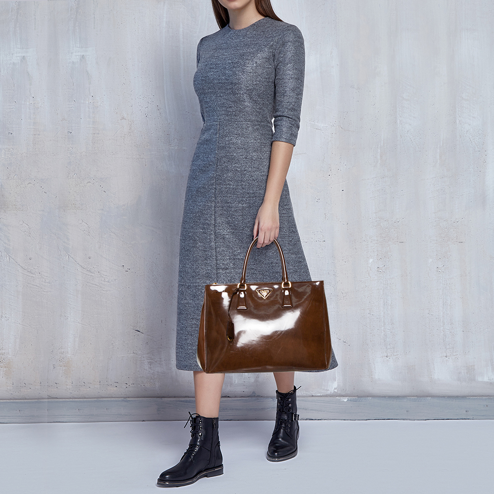 

Prada Brown Spazzolato Leather Large Galleria Tote