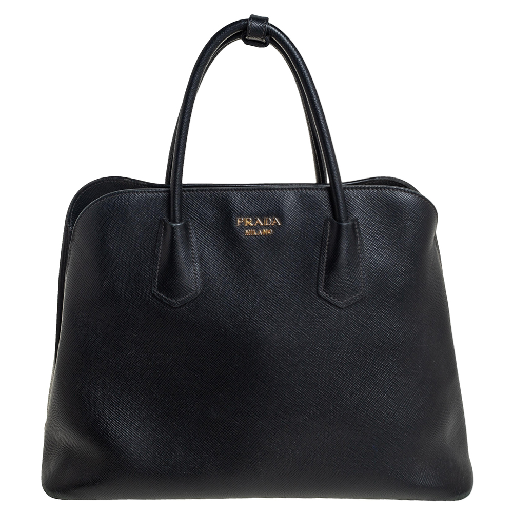 Click to view more detailed imagery on our partner's website Pre-owned Prada Black Saffiano Cuir Leather Dome Satchel