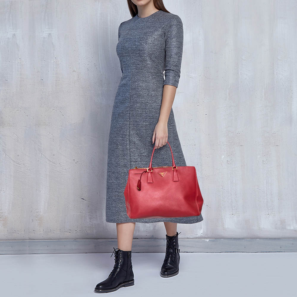 

Prada Red Saffiano Leather Large Galleria Double Zip Tote
