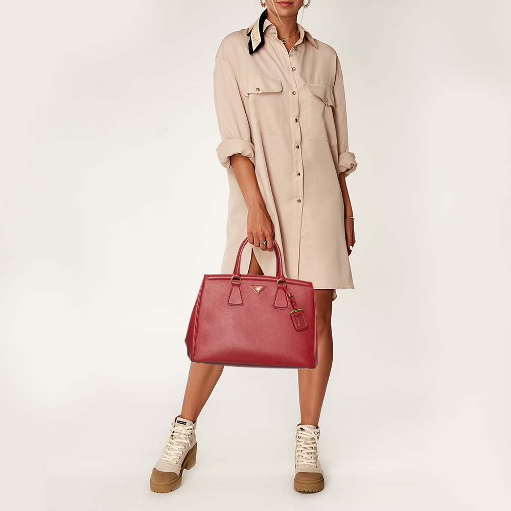 

Prada Red Saffiano Leather Tote