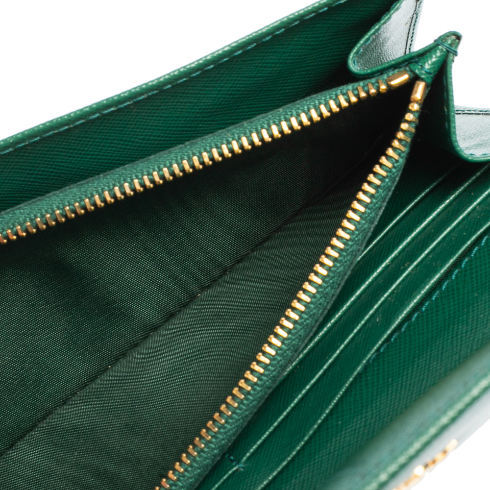 

Prada Green Saffiano Leather Flap Continental Wallet