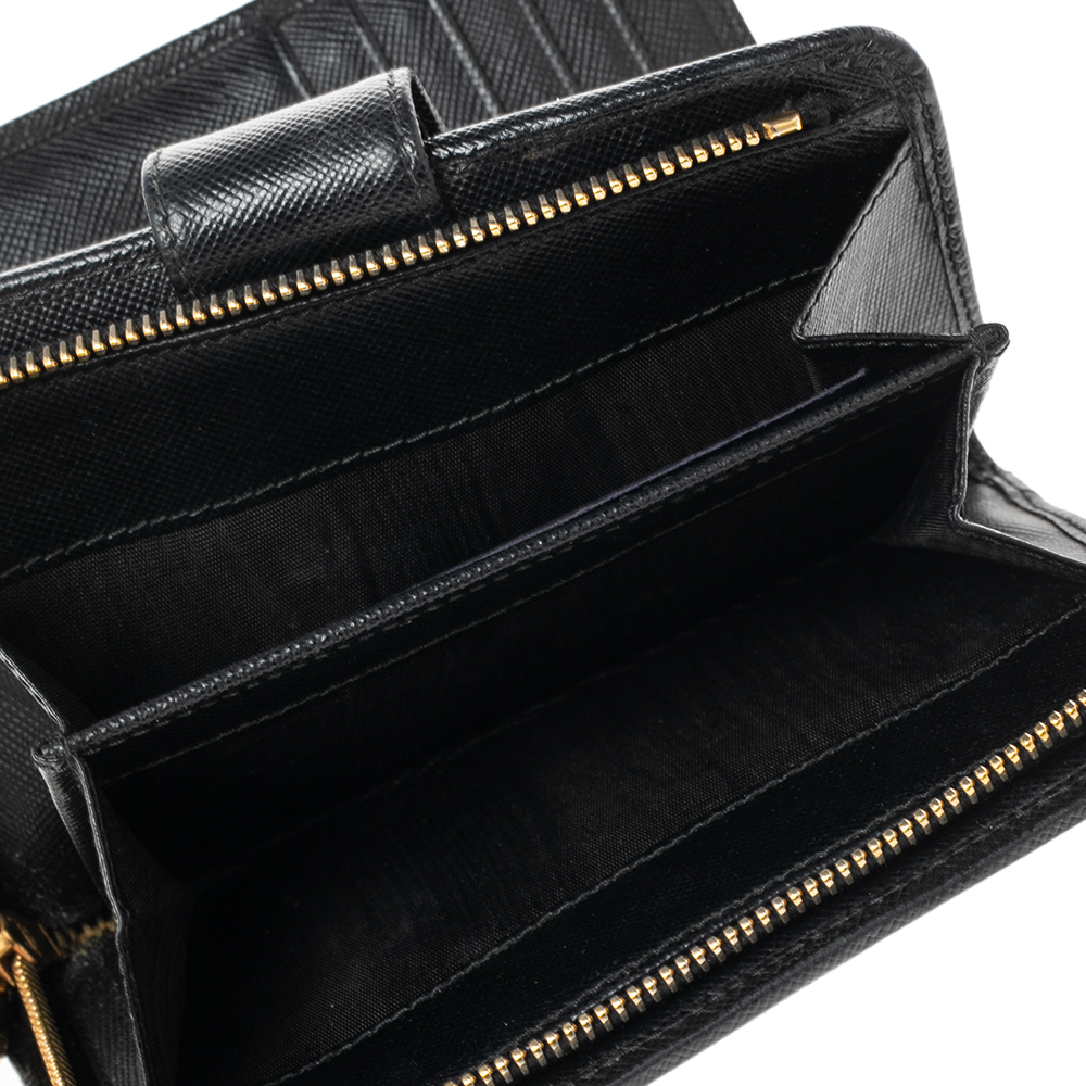 

Prada Black Saffiano Leather Compact Wallet