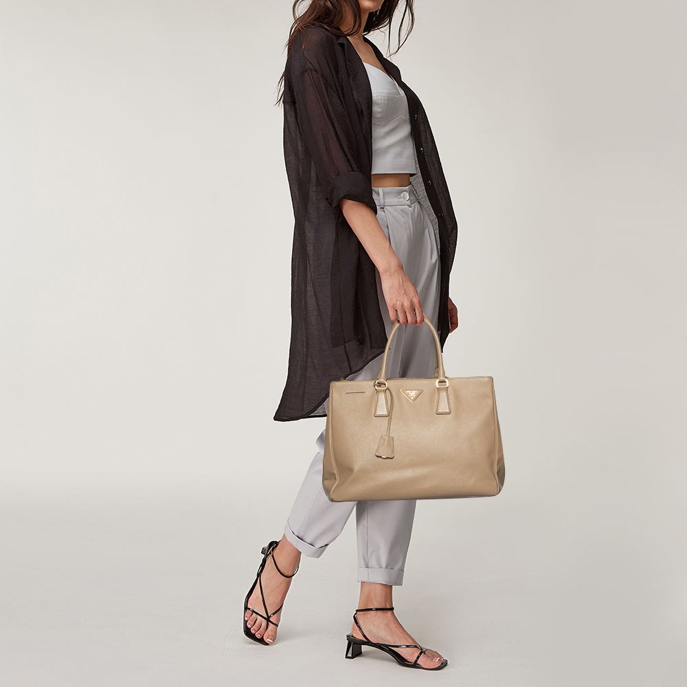 

Prada Beige Saffiano Lux Leather Large Galleria Tote