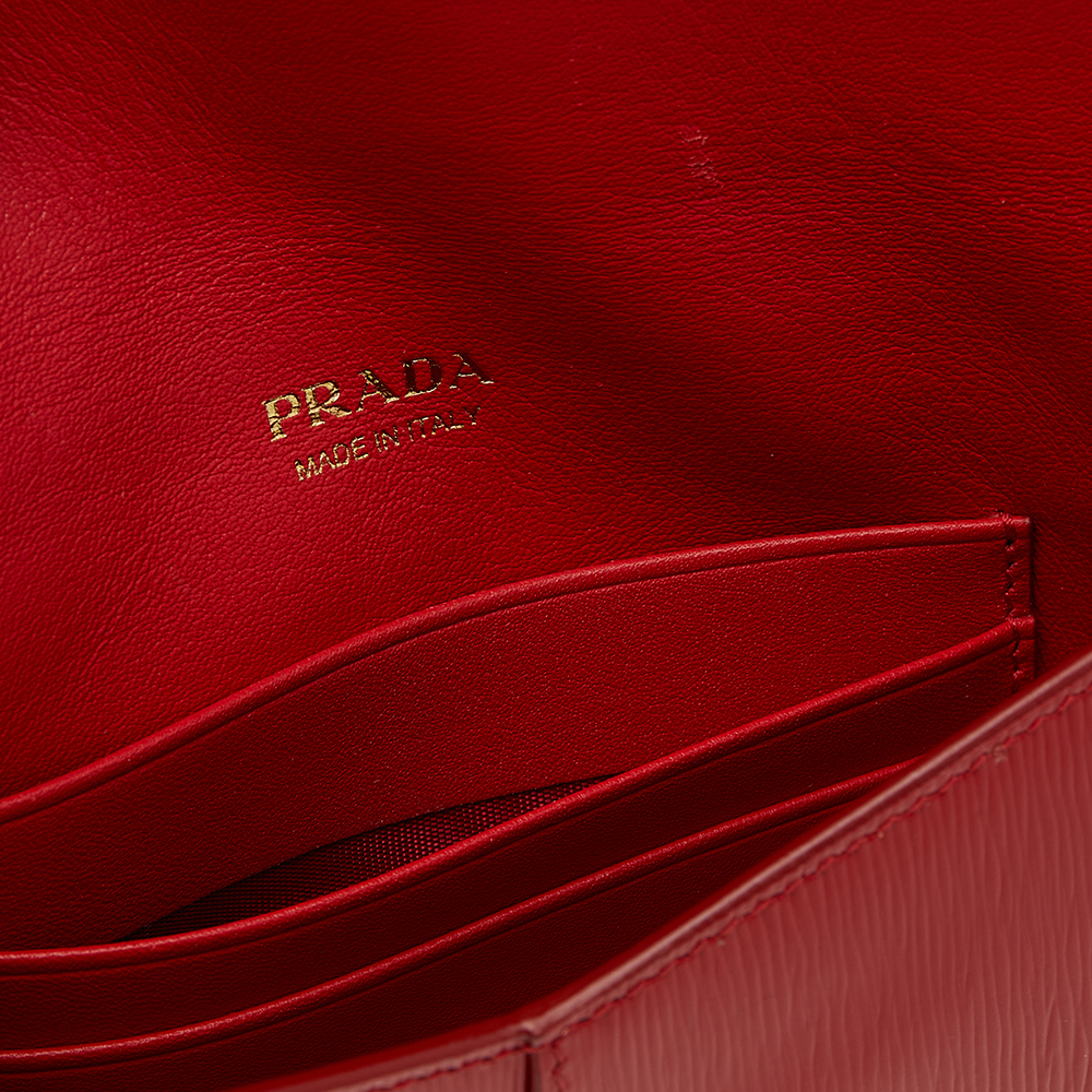 

Prada Red Vitello Move Leather Envelope Wallet