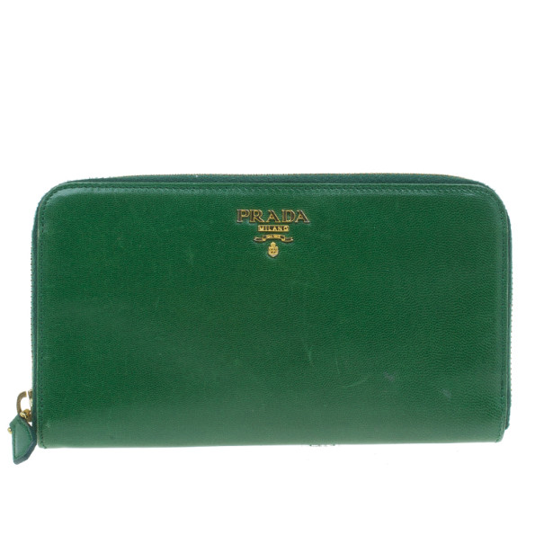 Pre Owned Prada Green Leather Zip Around Continental Wallet