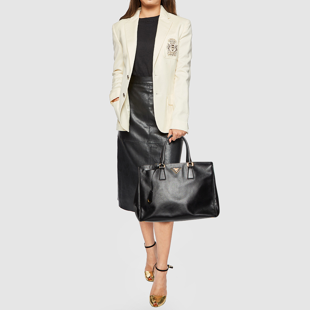 

Prada Black Saffiano Lux Leather Large Double Zip Tote