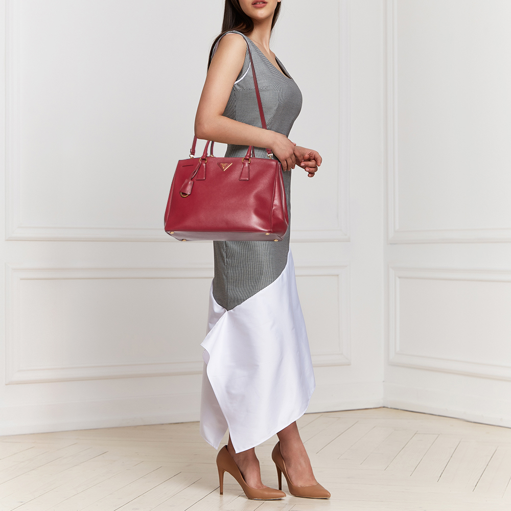

Prada Red Saffiano Lux Leather Medium Double Zip Tote