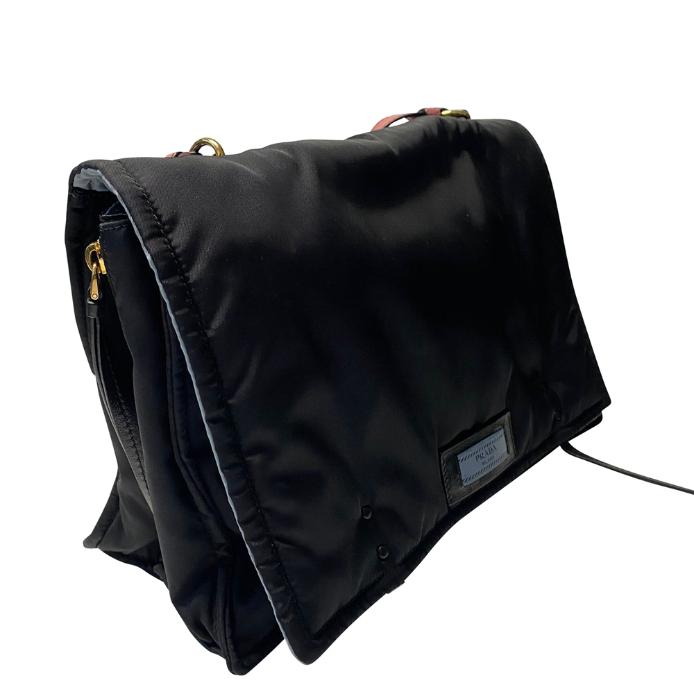 

Prada Black Nylon Tessuto Etiquette Messenger Bag