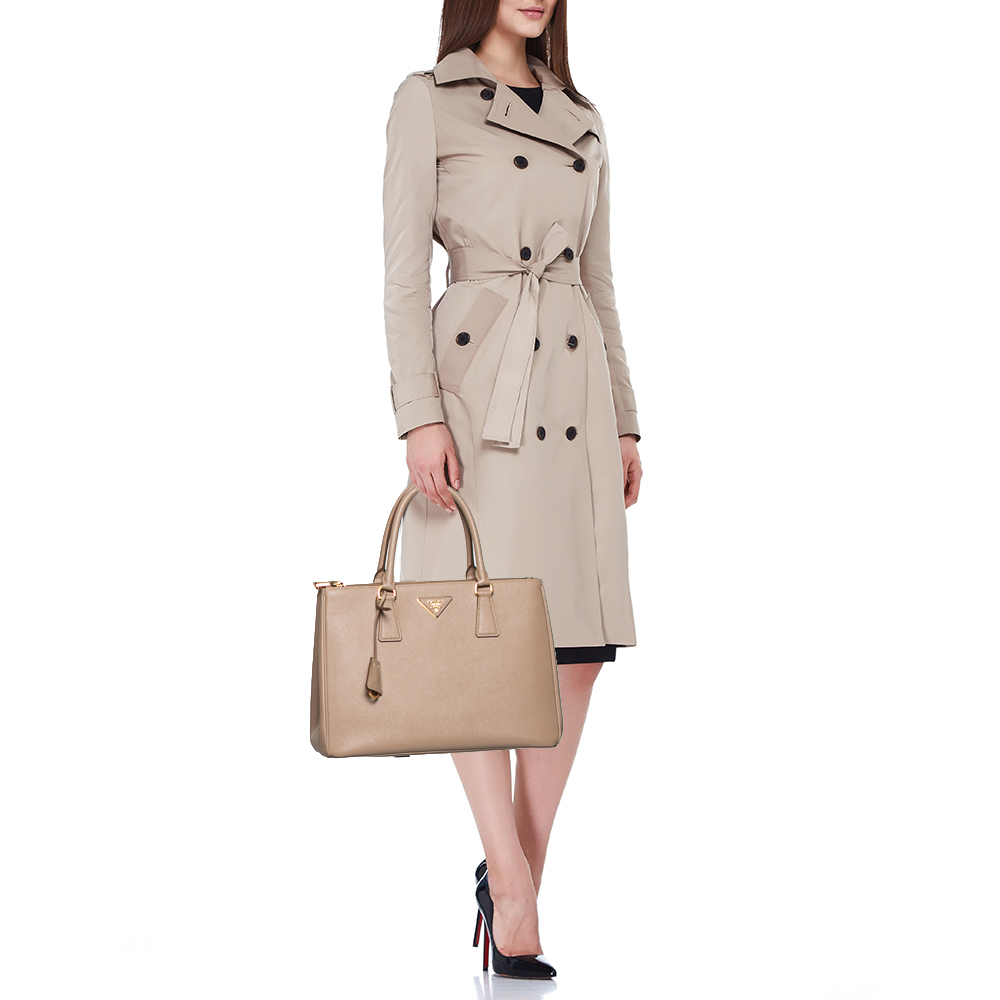 

Prada Beige Saffiano Lux Leather Medium Galleria Double Zip Tote