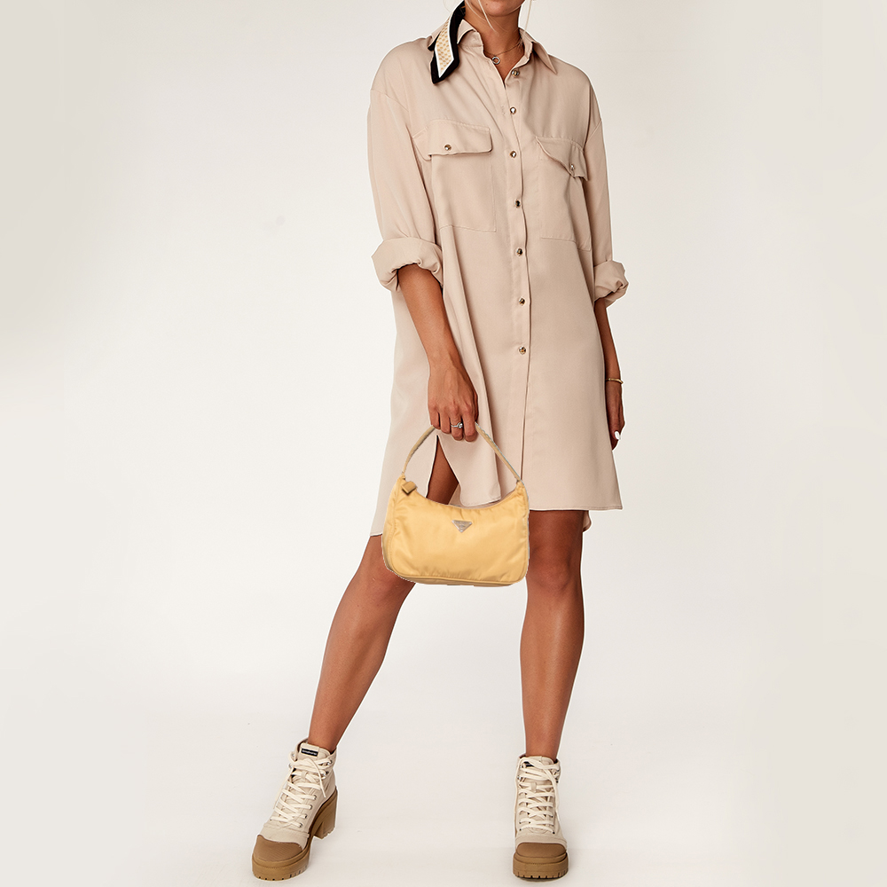 

Prada Beige Nylon Re-Edition 2000 Baguette Bag