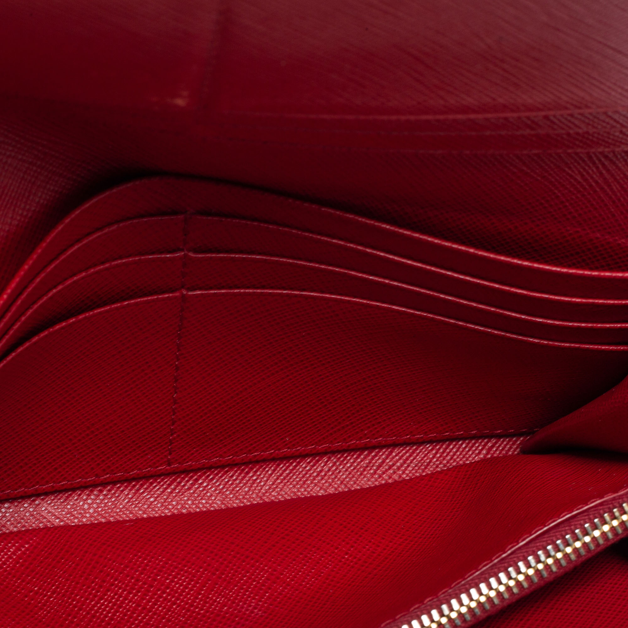 

Prada Red Saffiano Leather Metal Bar Flap Continental Wallet