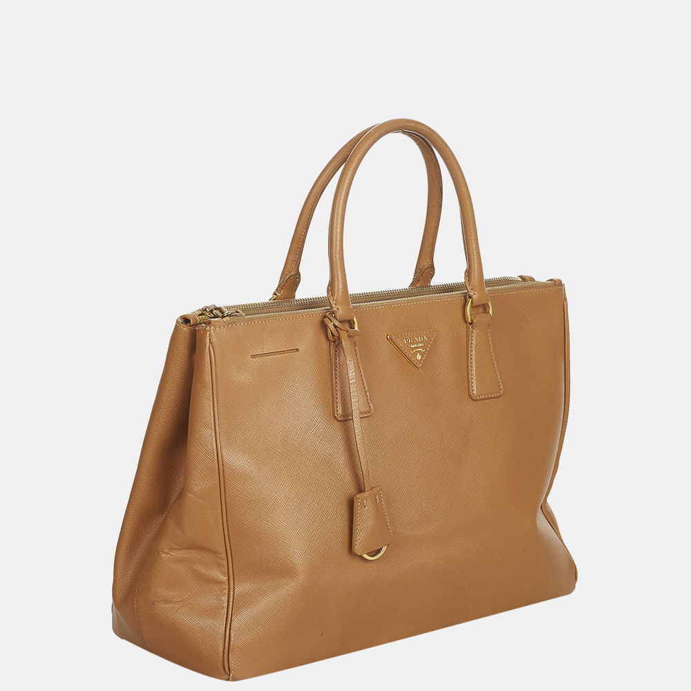 

Prada Brown Saffiano Lux Double Zip Galleria Handbag