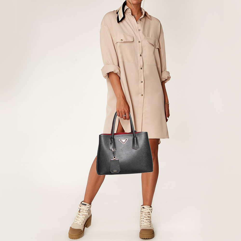 

Prada Black Saffiano Cuir Leather Double Tote